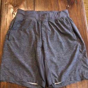 Lululemon men’s 7” shorts